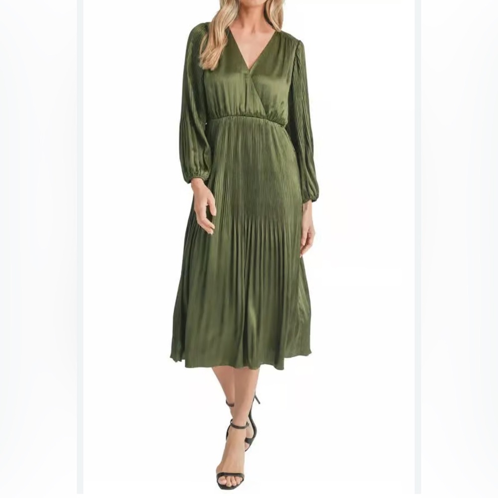 Elegant Long Sleeve Green Dress